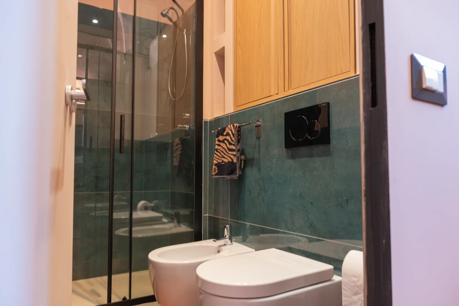 Lavabo e finiture del bagno