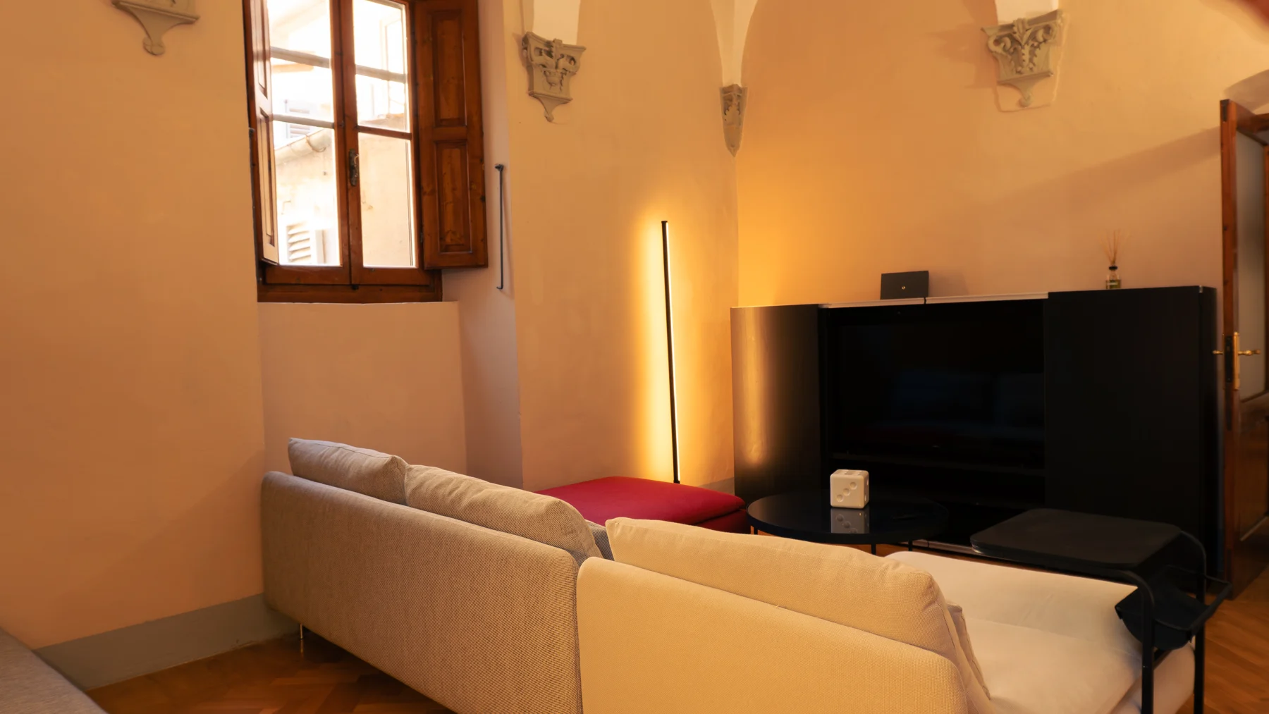 Soggiorno dell'appartamento storico ad Arezzo